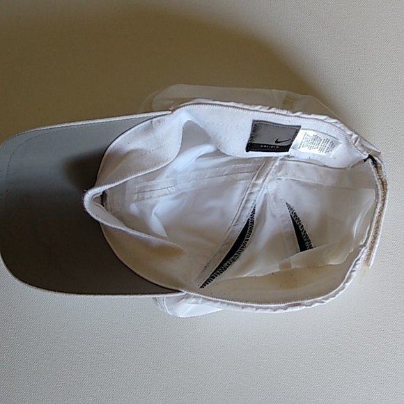 WHITE NIKE BASEBALL CAP - Picture 4 of 6